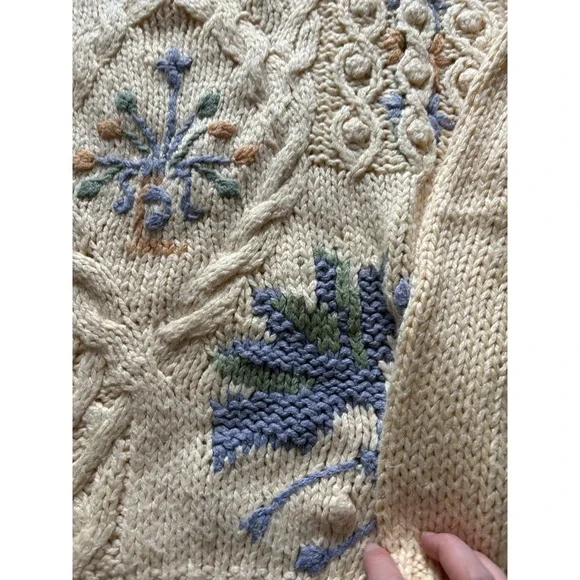 Vtg Rafferty Chunky Knit Cream Sweater Sz L Floral Grandpacore - Picture 4 of 7